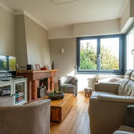 Holiday home Grande Maison Familliale Coulogne